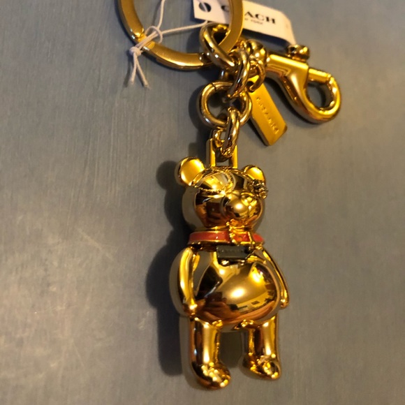 SOLD Authentic Coach Gold Bear Keychain - Picture 2 of 5